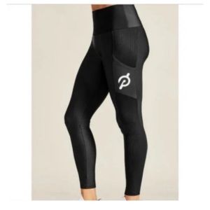 Peloton black ribbed leggings